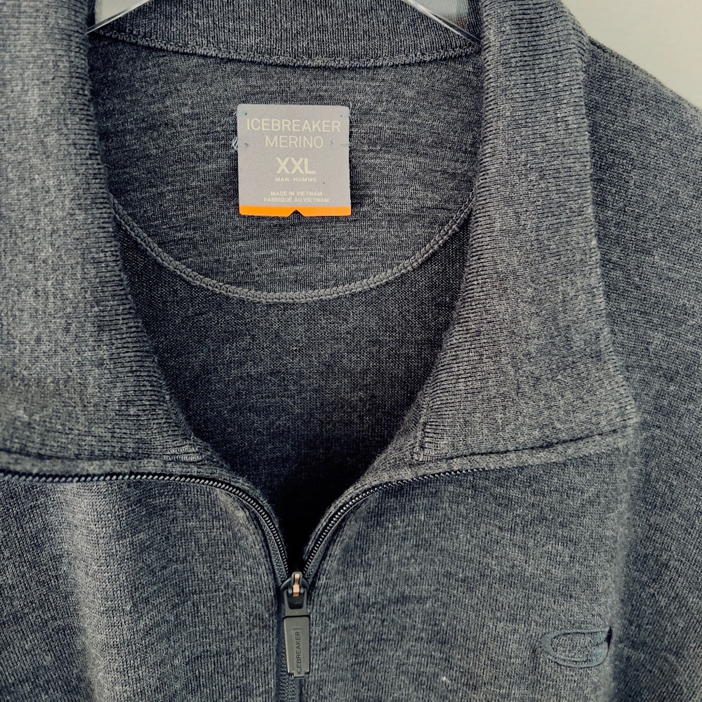 ICEBREAKER 100% Merino Wool Sweater